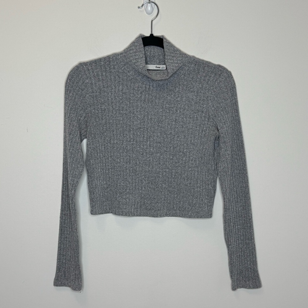 Wilfred Heather Gray Knit Top